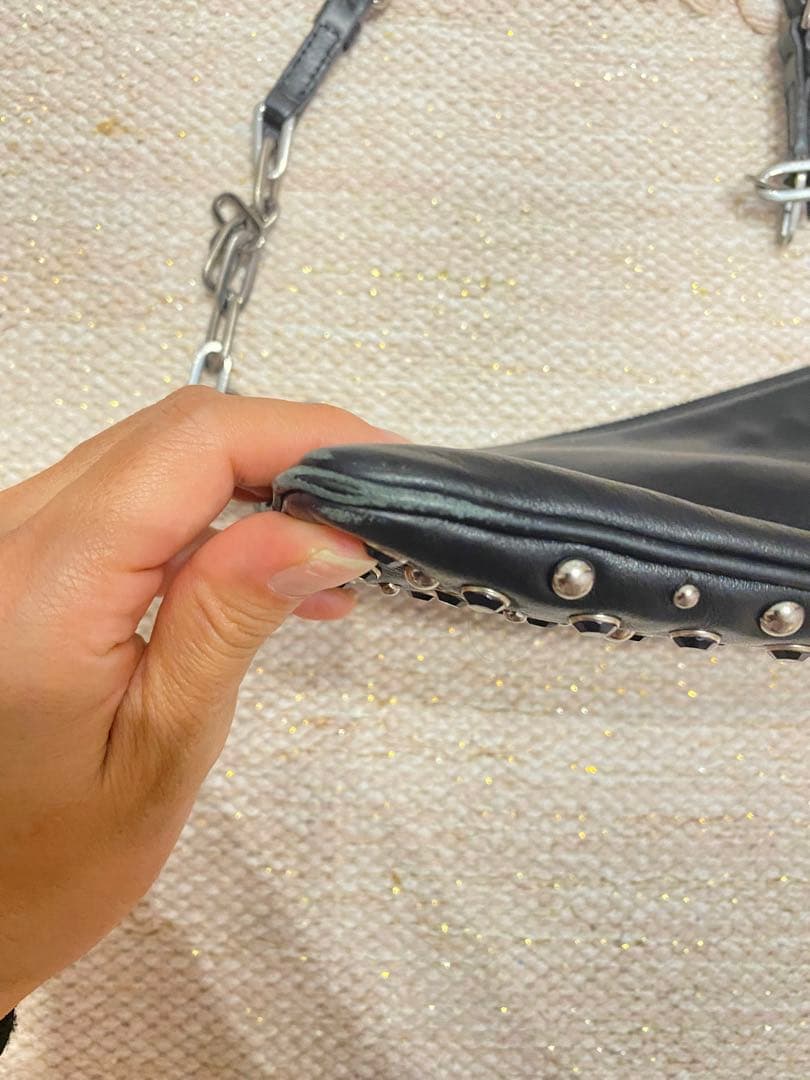 【miu miu 】✳︎スタッズ付きバッグ最終値下げ