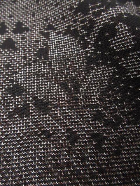 未着用に近い！純泥染＊７マルキ＊本場奄美大島紬＊幻想的＊着物＊１６０ｃｍ＊裄６４