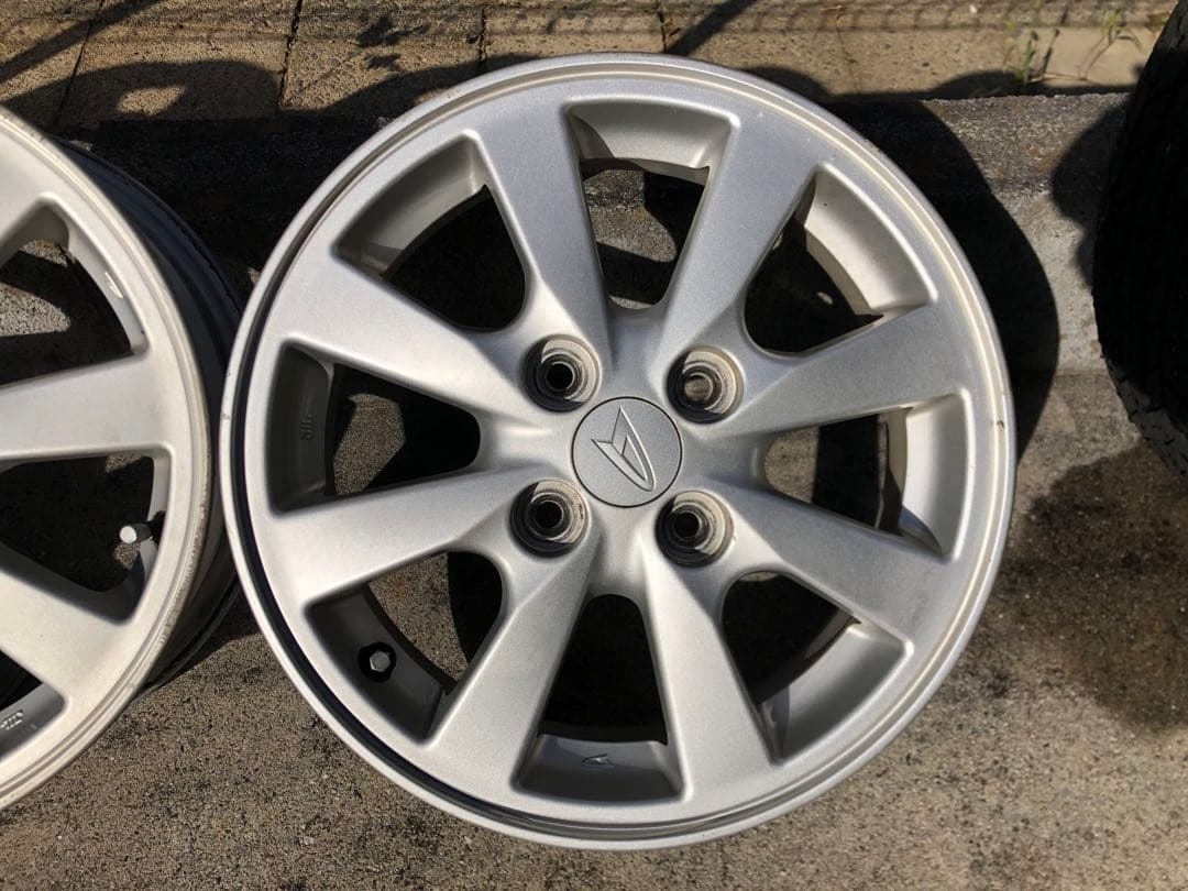 とらさん専用　ダイハツ純正中古　155/65/14 ハブ径54、4穴