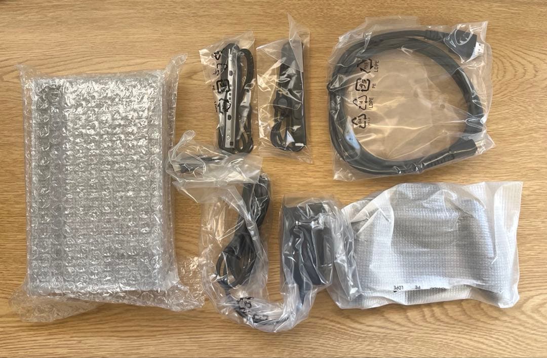 Nintendo Switch ネオンブルー/ネオンレッド　【未使用品】