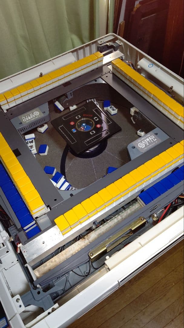 【メルカリ】全自動麻雀卓 アルバン スリム33