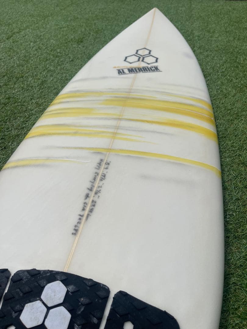 CHANNEL S HAPPY EVERYDAY 5’9