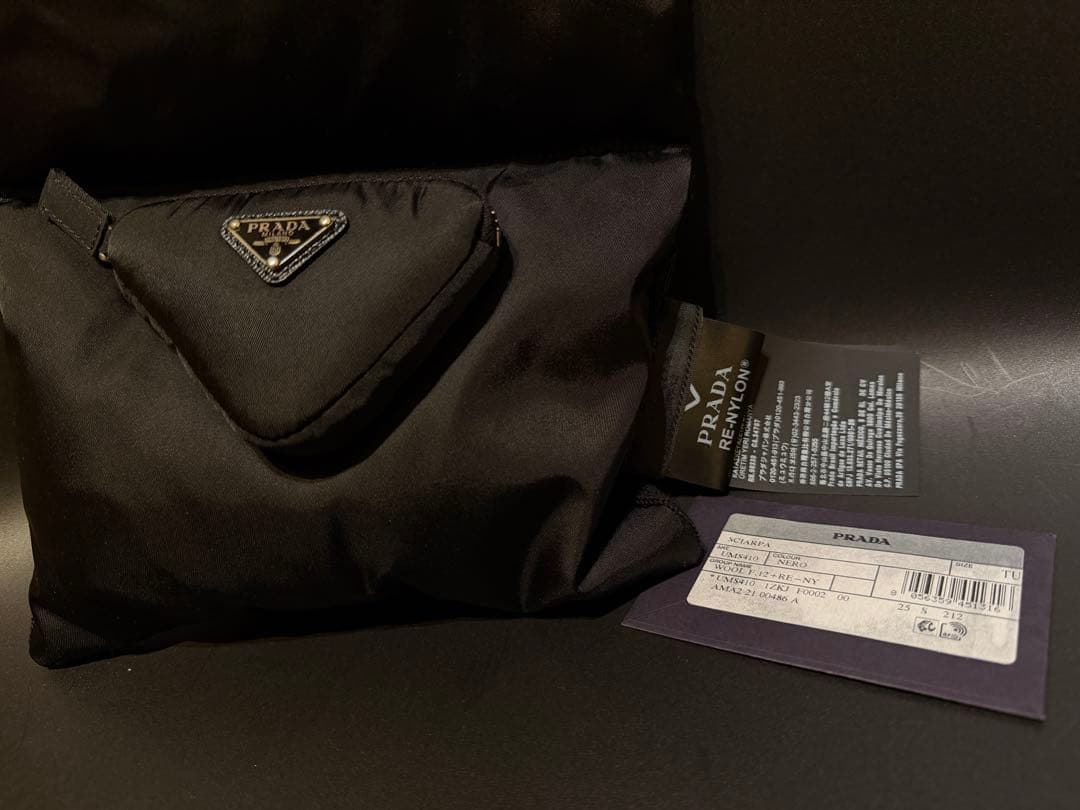 PRADA Re-Nylon Padded Scarf 日本未入荷