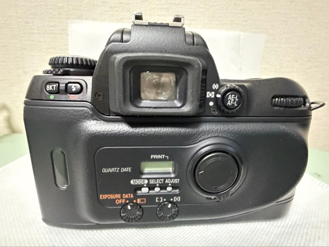 Nikon F80 フィルム一眼トキナATXPROF2.828-70mmレンズ付