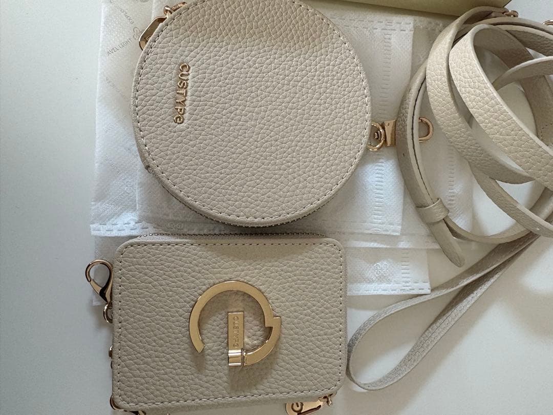 CUSTYPE スマホケース　iPhone15