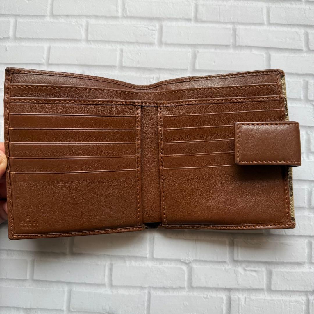 【GUCCI】GGマーク・キャンバス生地二つ折り財布