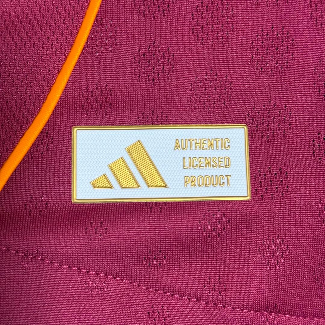 日本未対応フルマーキング　ASローマ　ローマ公式ストア限定　ペッレグリーニ