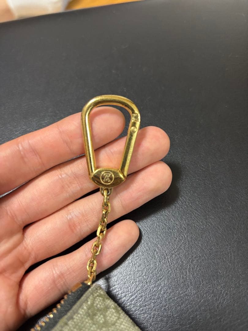 Louis Vuitton キーケース オリーブグリーン