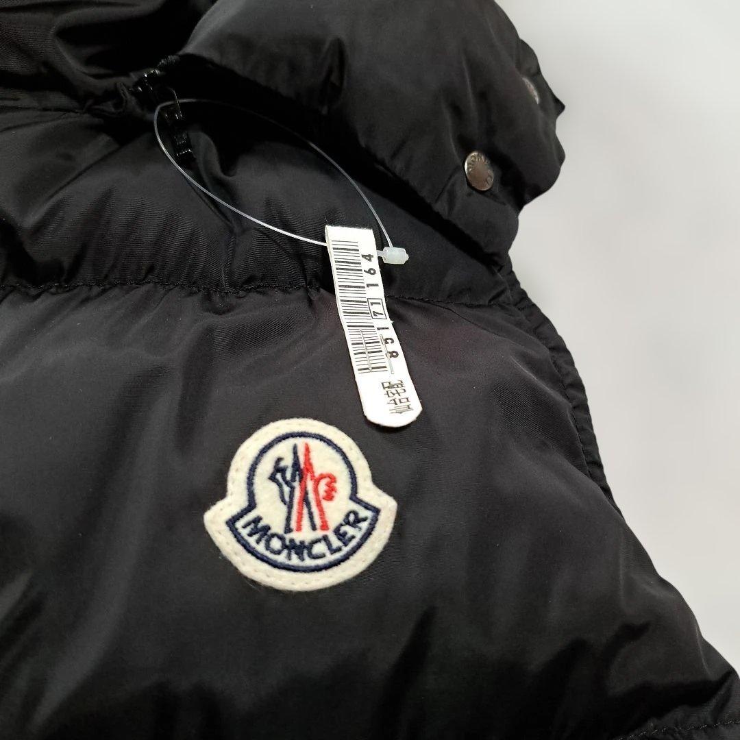 モンクレールダウンベスト 希少モデル