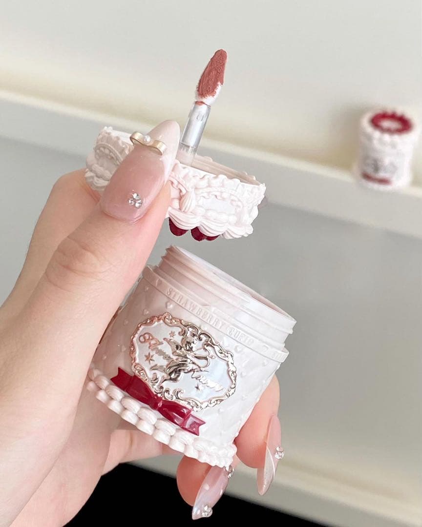 【夜】フラワーノーズ　ストロベリーキューピッド　リップクリーム9カラー