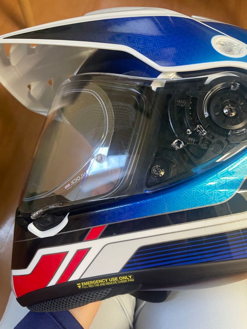 SHOEI フルフェイスヘルメット ホワイト/ブルー/レッド