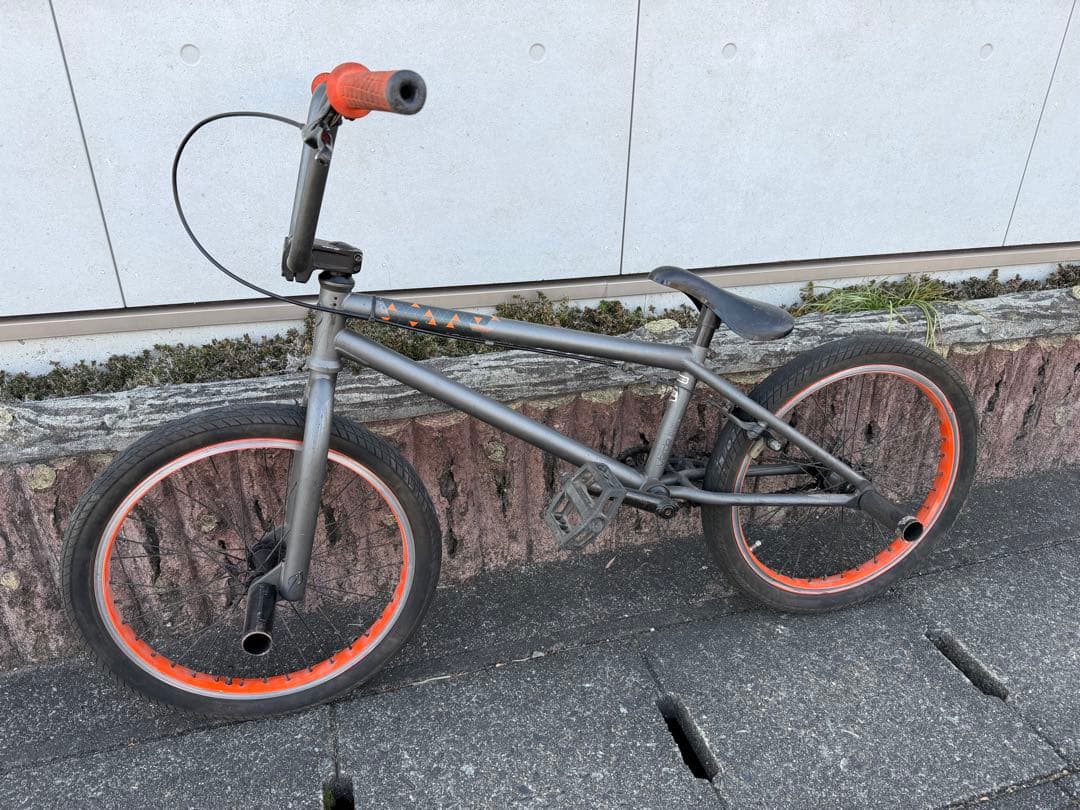 ORANGE BMX 自転車 トリック ペグ付き