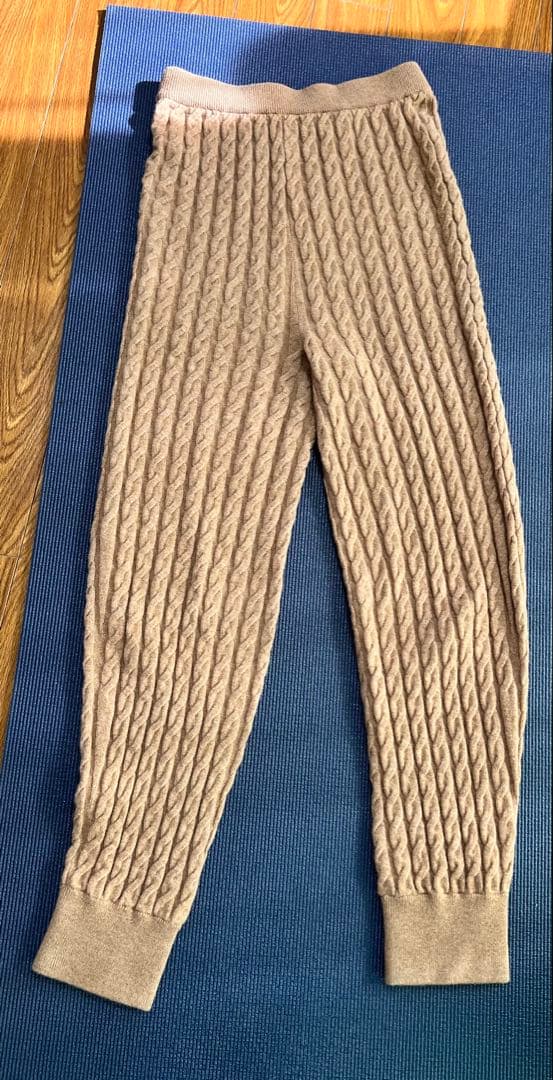 TOTÊME カシミヤ100％ ケーブルニットパンツ ベージュ Lほぼ未使用