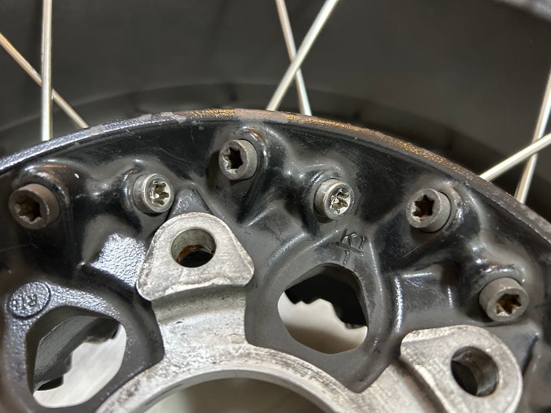  水冷 R1200/R1250 GS Adventure リア ホイール