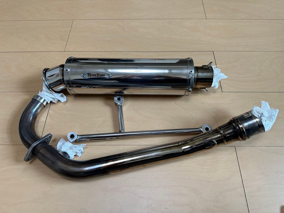 リアライズ　シグナスx3型マフラー