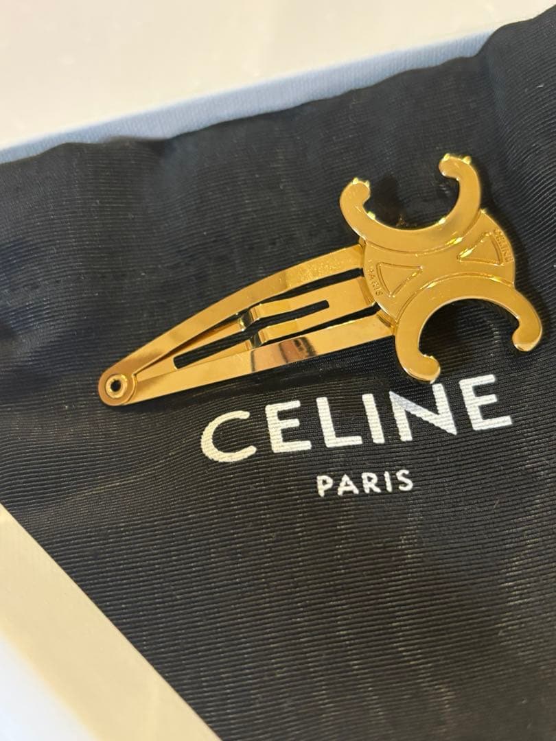 ❤︎CELINE スナップヘアクリップ １つ ゴールド 新品❤︎
