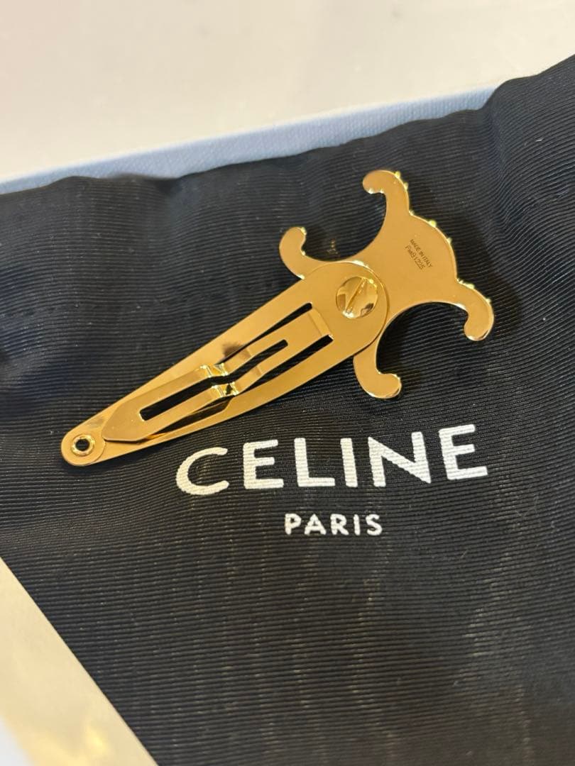 ❤︎CELINE スナップヘアクリップ １つ ゴールド 新品❤︎
