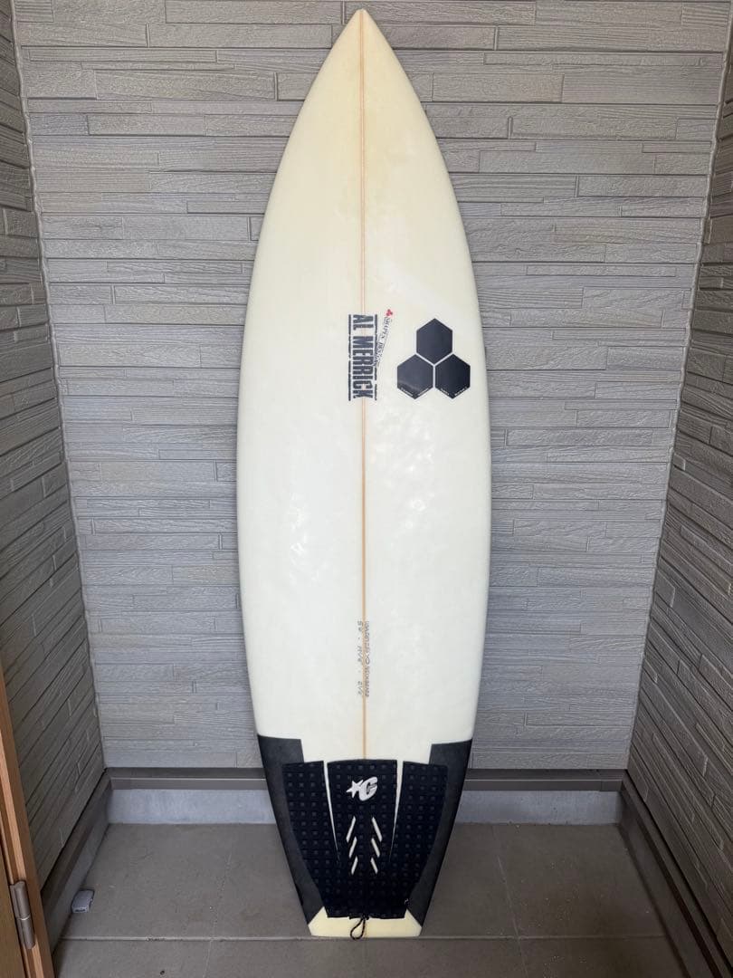 アルメリックNECK BEARD ショートボード 5'6\