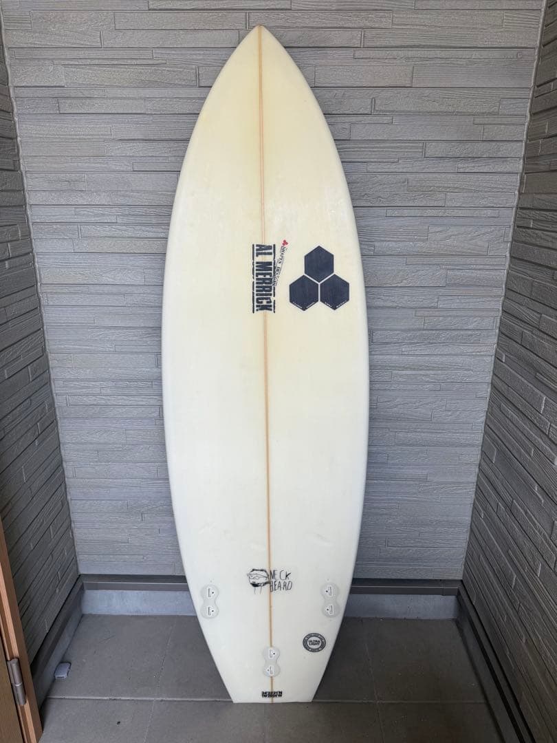 アルメリックNECK BEARD ショートボード 5'6\"