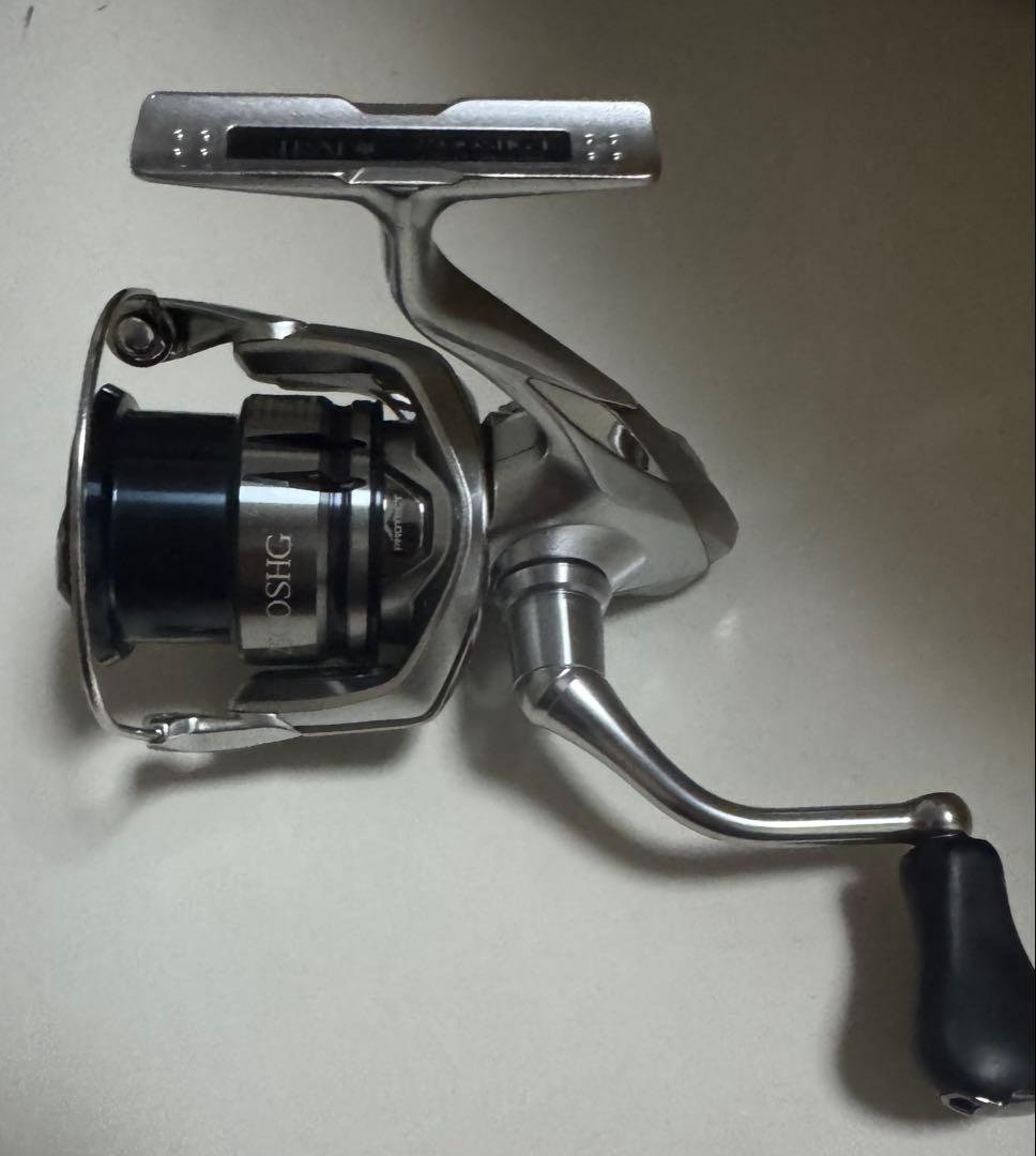 STRADIC 2500SHG-L スピニングリール