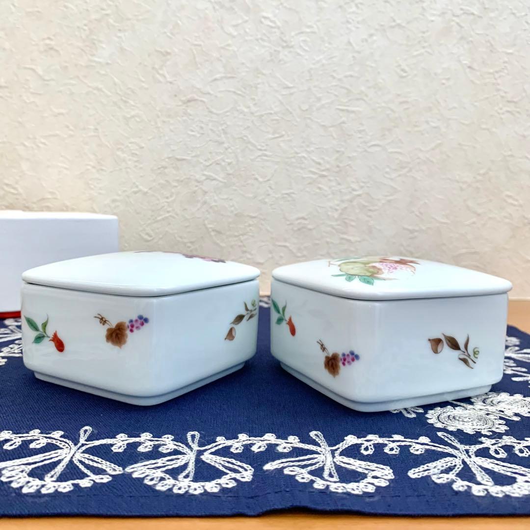 こちらはパンダです　深川製磁　豊穣　ペア蓋物　新品未使用