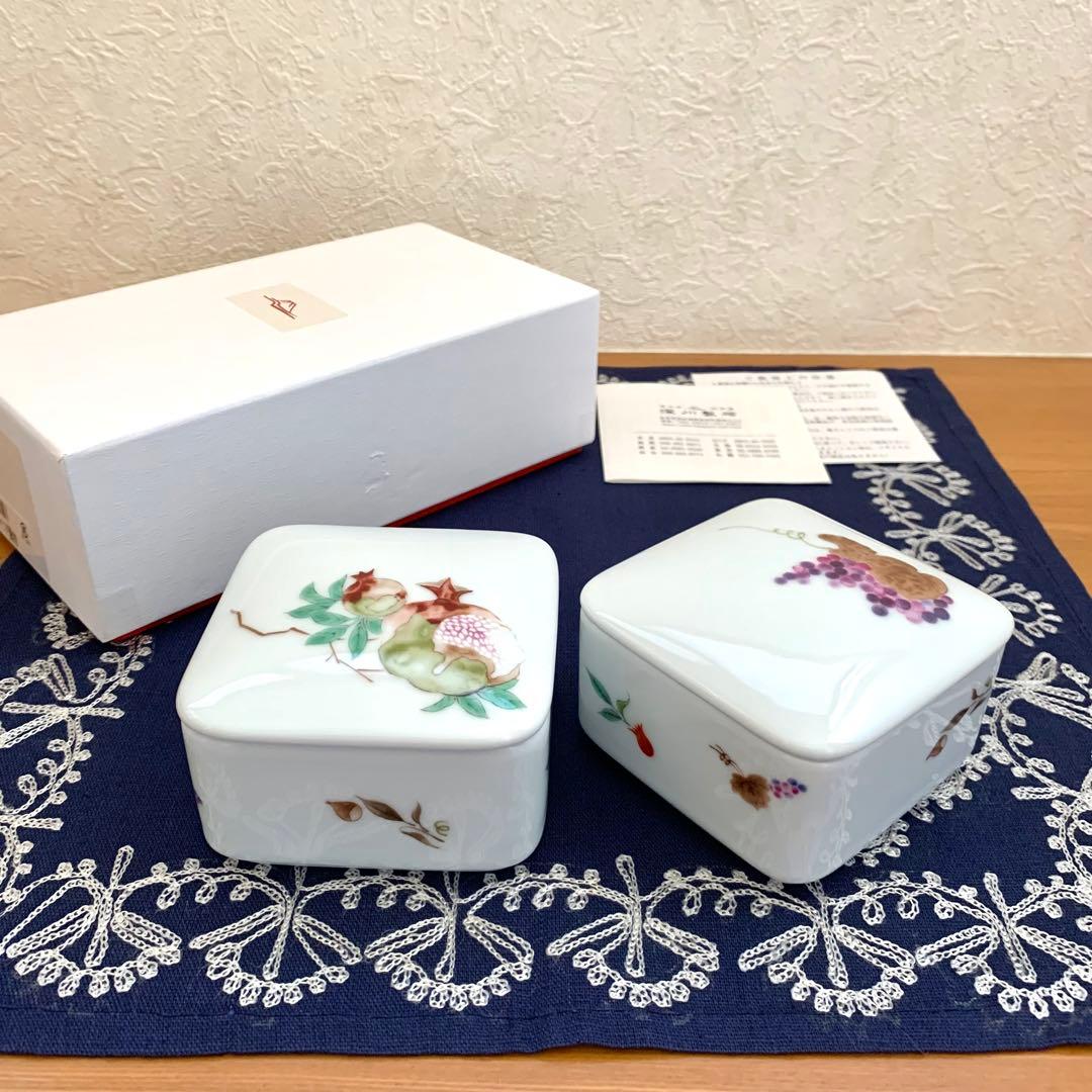 こちらはパンダです　深川製磁　豊穣　ペア蓋物　新品未使用