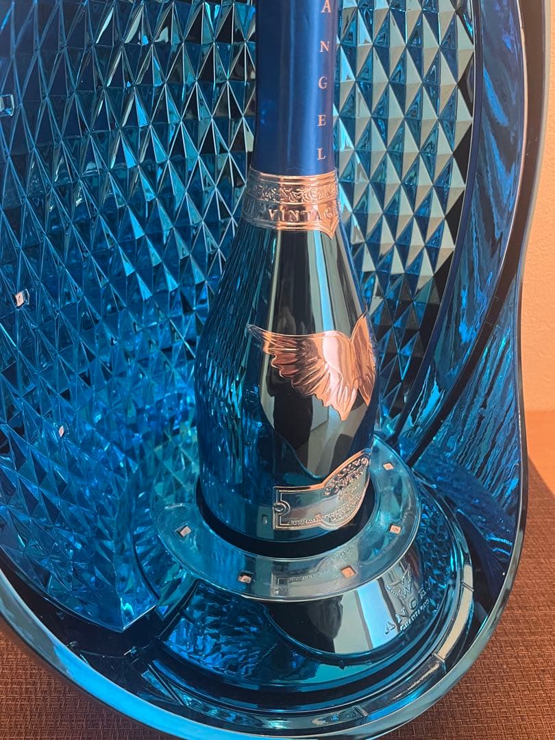 最終値下げ⭕️空き瓶エンジェルエッグシャンパン 青