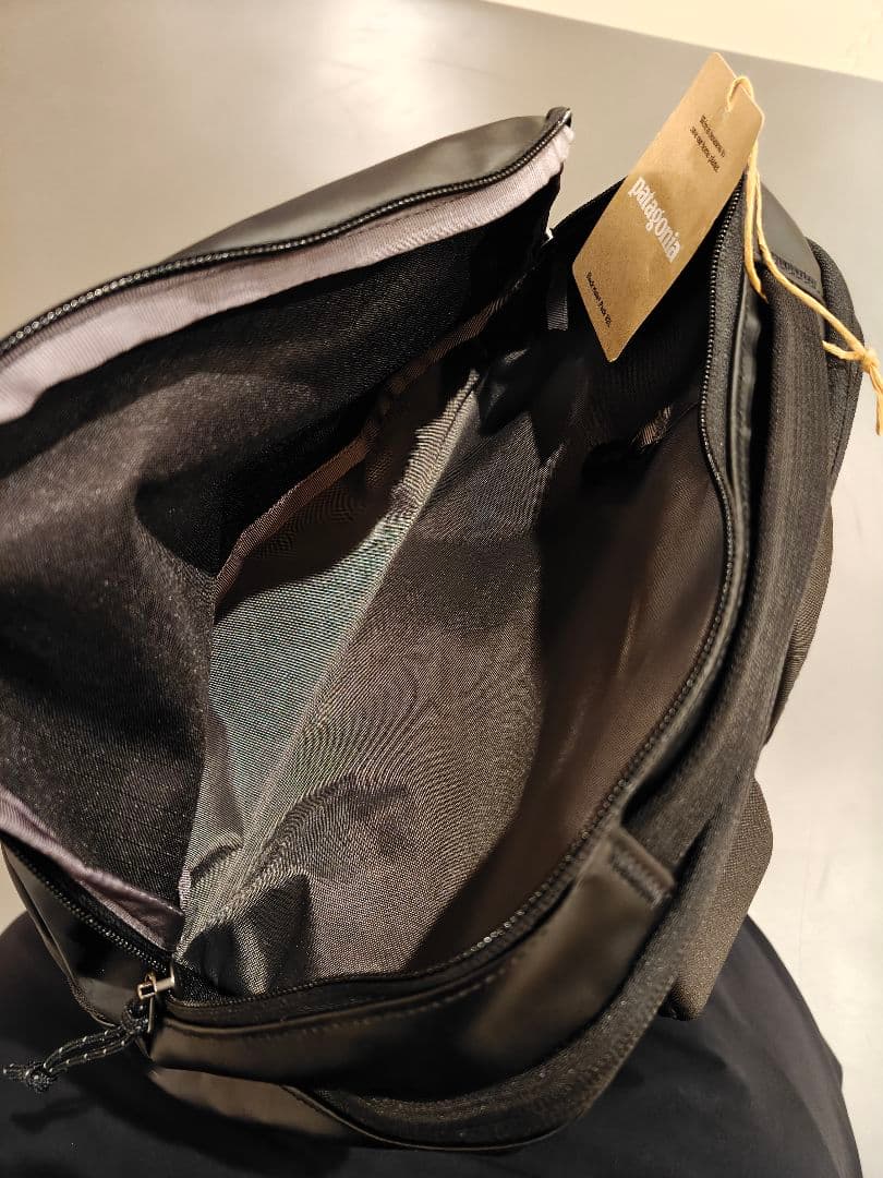 ブラックホール・パック 32L　パタゴニア　patagonia