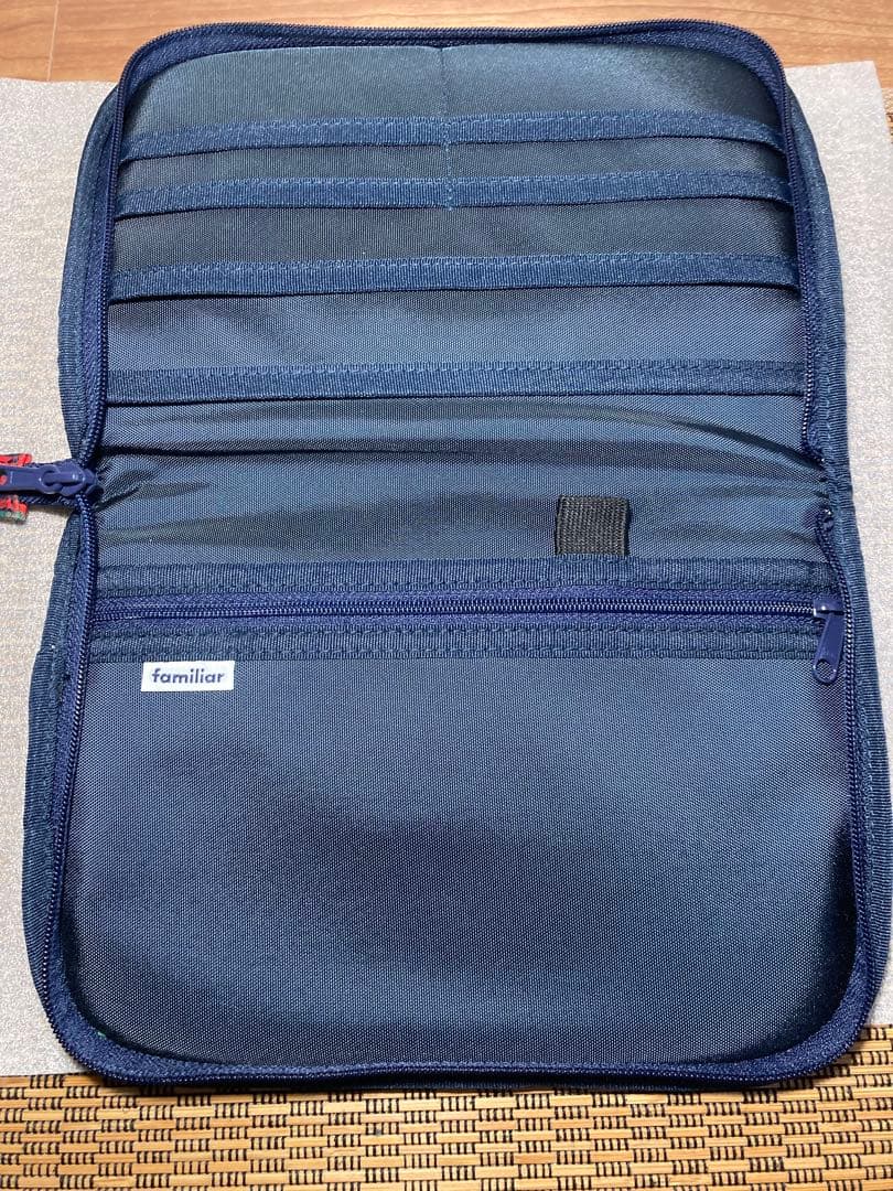 【極美品】familiar 完売品 母子手帳ケース 002
