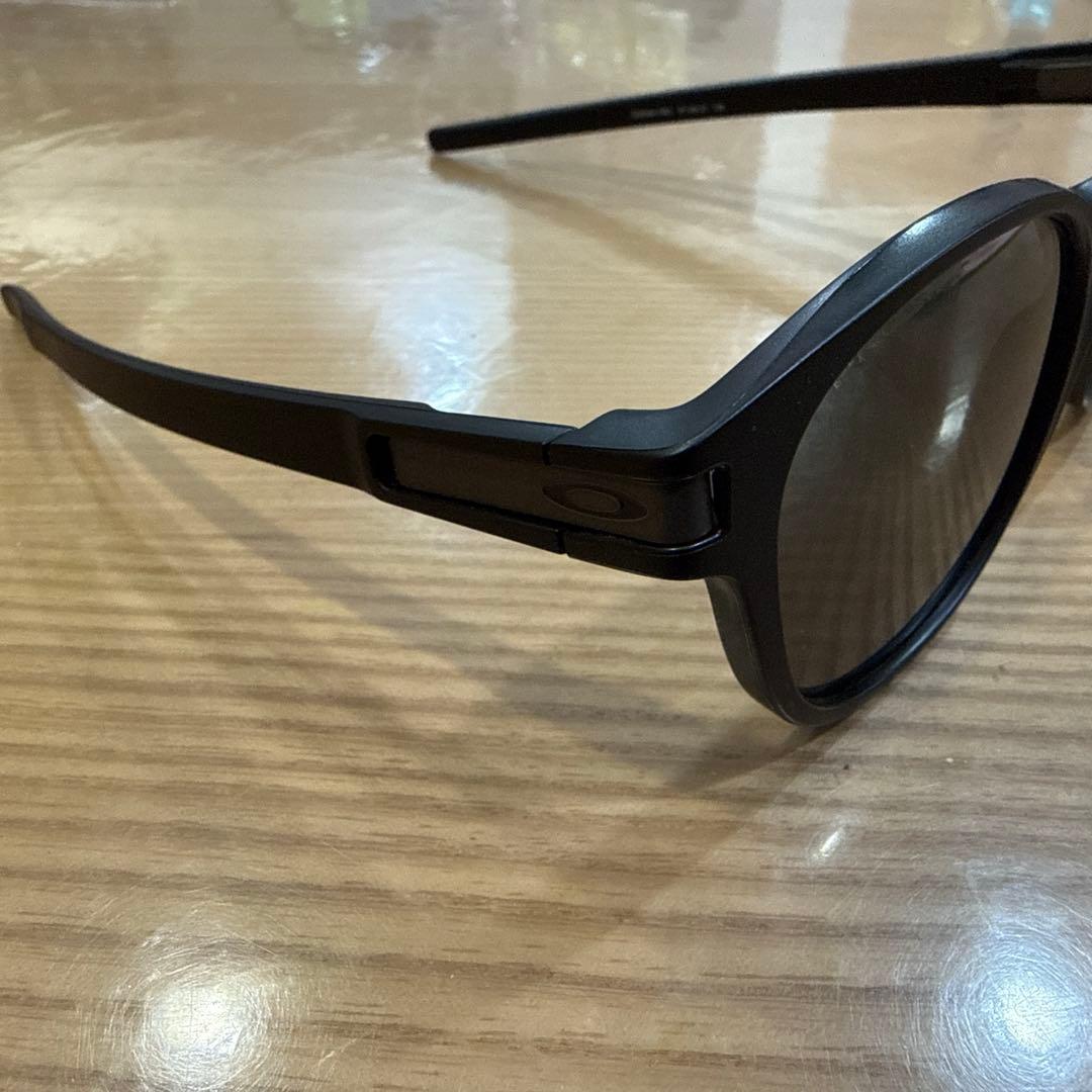 オークリー サングラス　ラッチ　OO9349-1953