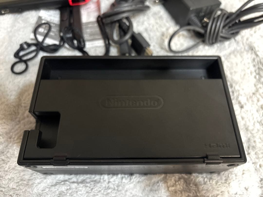 Nintendo Switch ネオンブルー/ネオンレッド HAC-001 本体