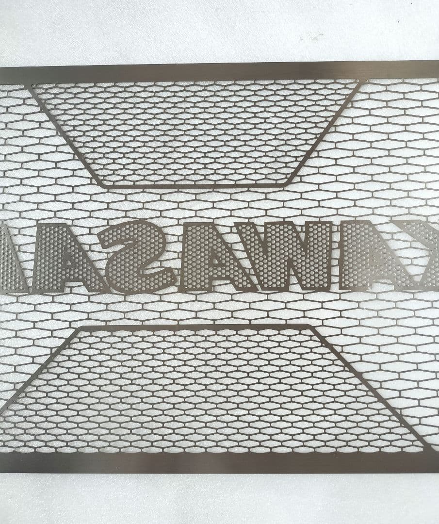 カワサキ　純正ラジエーターガード 走行200km　Z900RS 21〜以降