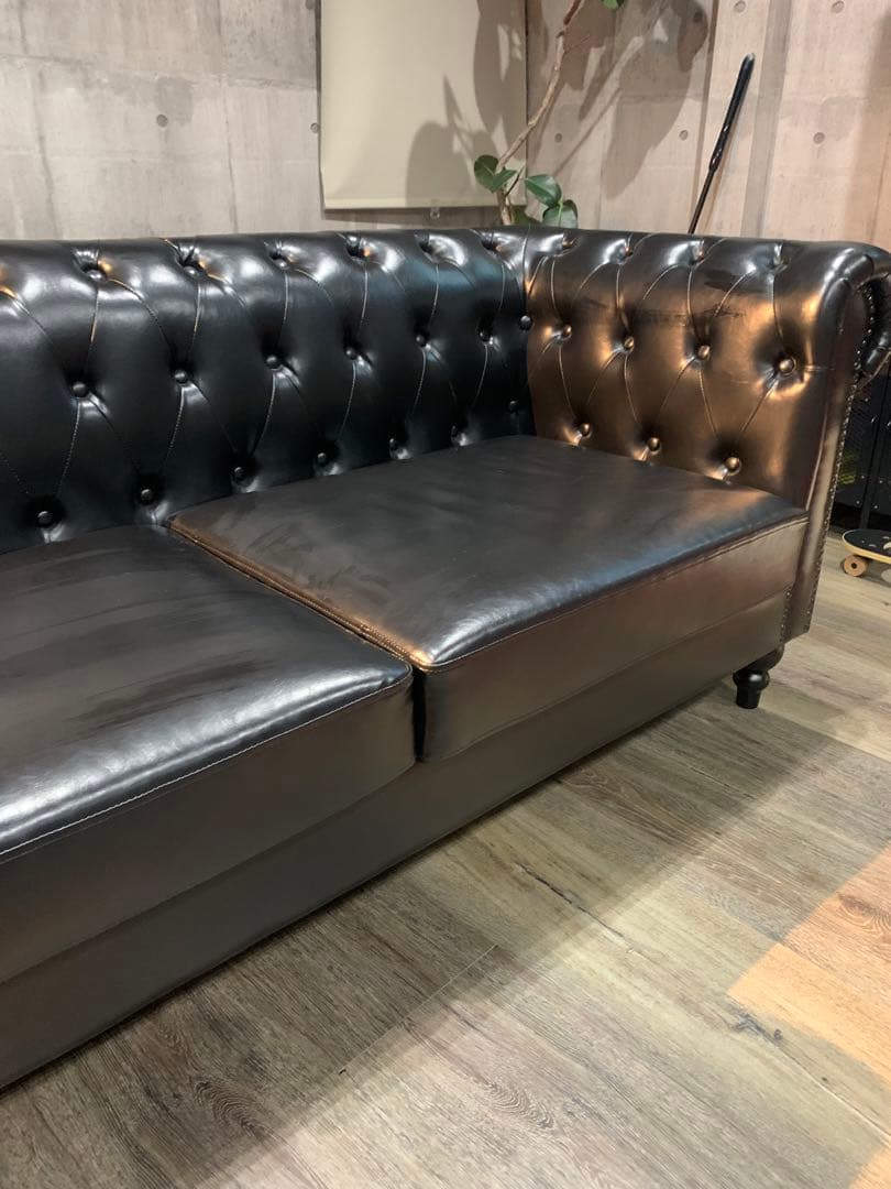 チェスターフィールドソファ 2人掛け