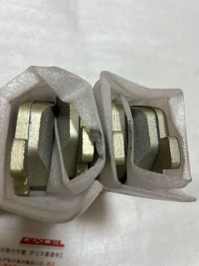 DIXCEL Sタイプ　ブレーキパッド　アルファード等　フロント用