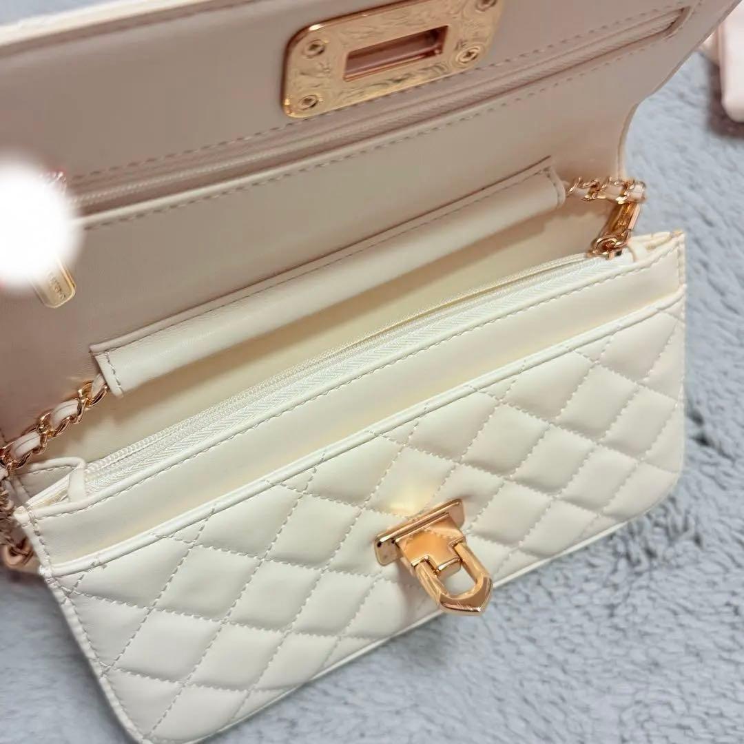 チャールズアンドキース Cressida クレシダ キルトプッシュロッククラッチ