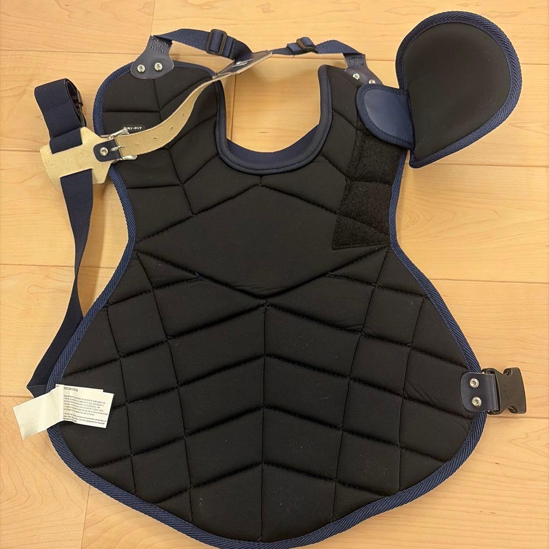 【入手困難】【超美品】キャッチャー防具セット（軟式用）NIKE【JSBB規格】