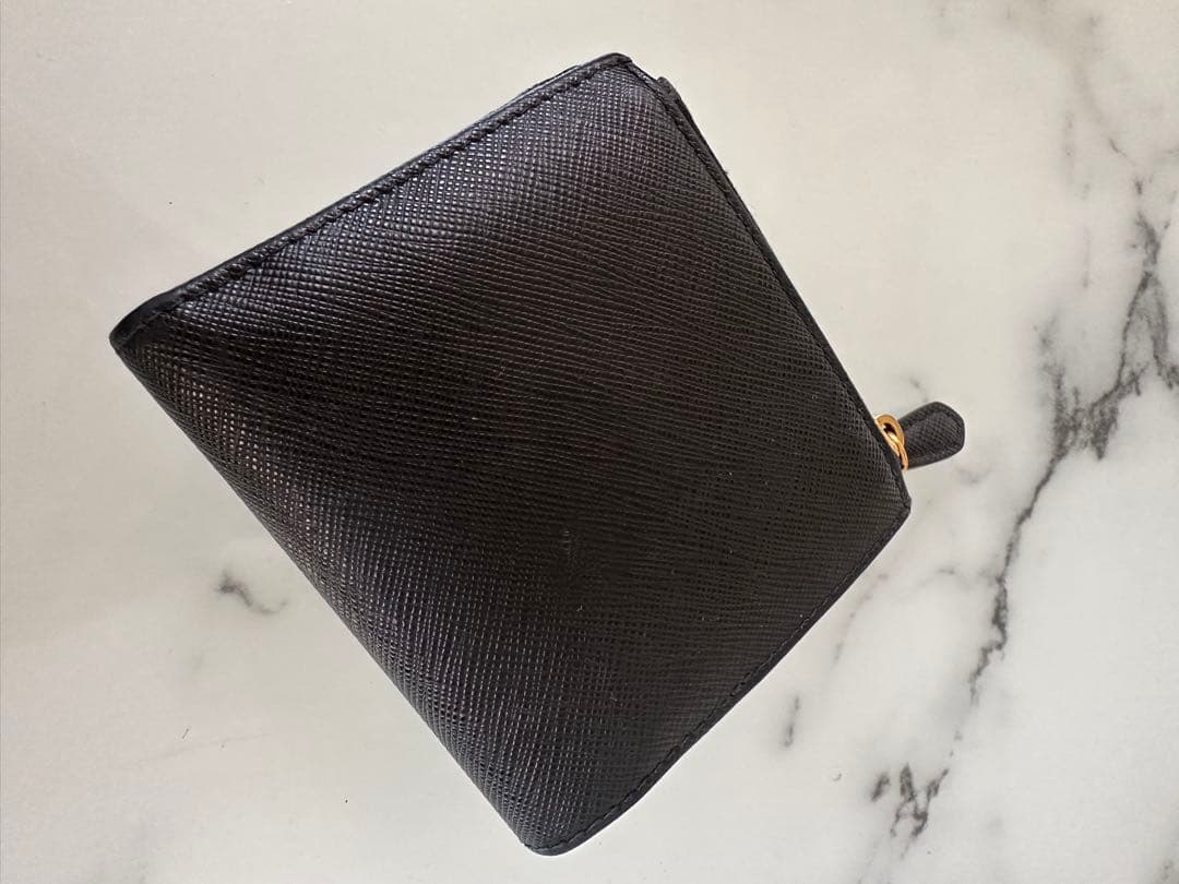 PRADA ブラック 二つ折り財布