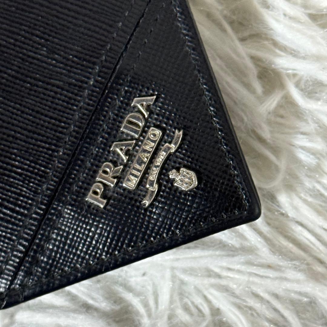 美品✨PRADA プラダ　マネークリップ 2MN077 サフィアーノ　メタルロゴ