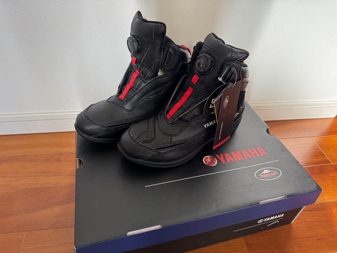 モモンガYAMAHA KUSHITANI ブロックフローシューズ