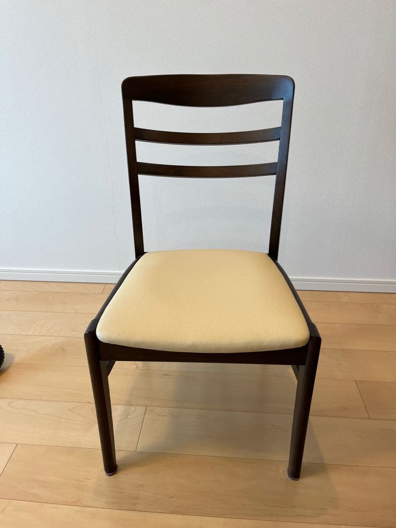 みみibata 飛騨家具　ダイニングチェア　4脚あります　定価29925円