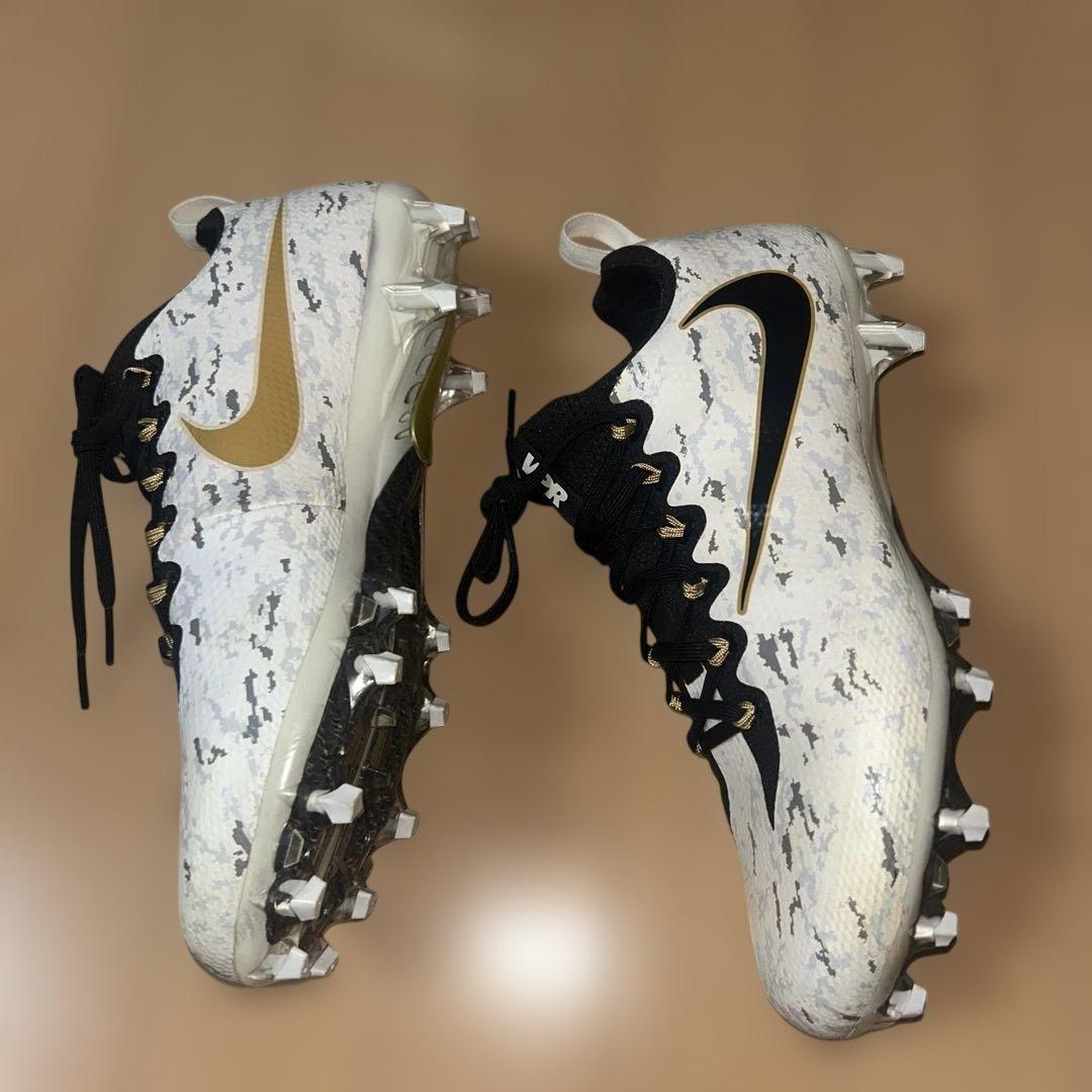 ナイキアメフトスパイク