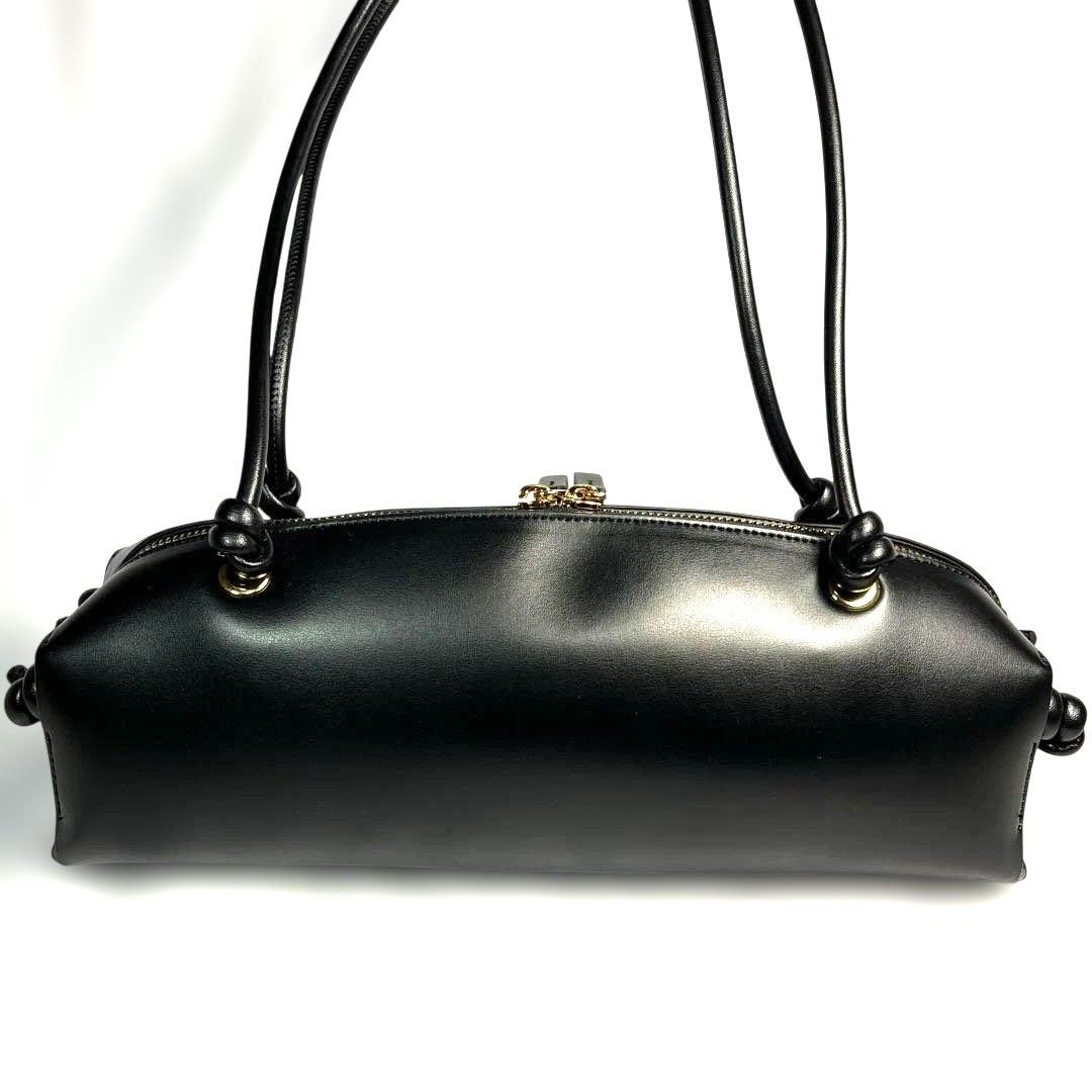 ROPE ロペ　ショルダーバッグ　ハンドバッグ　肩掛け　ブラック　レザー