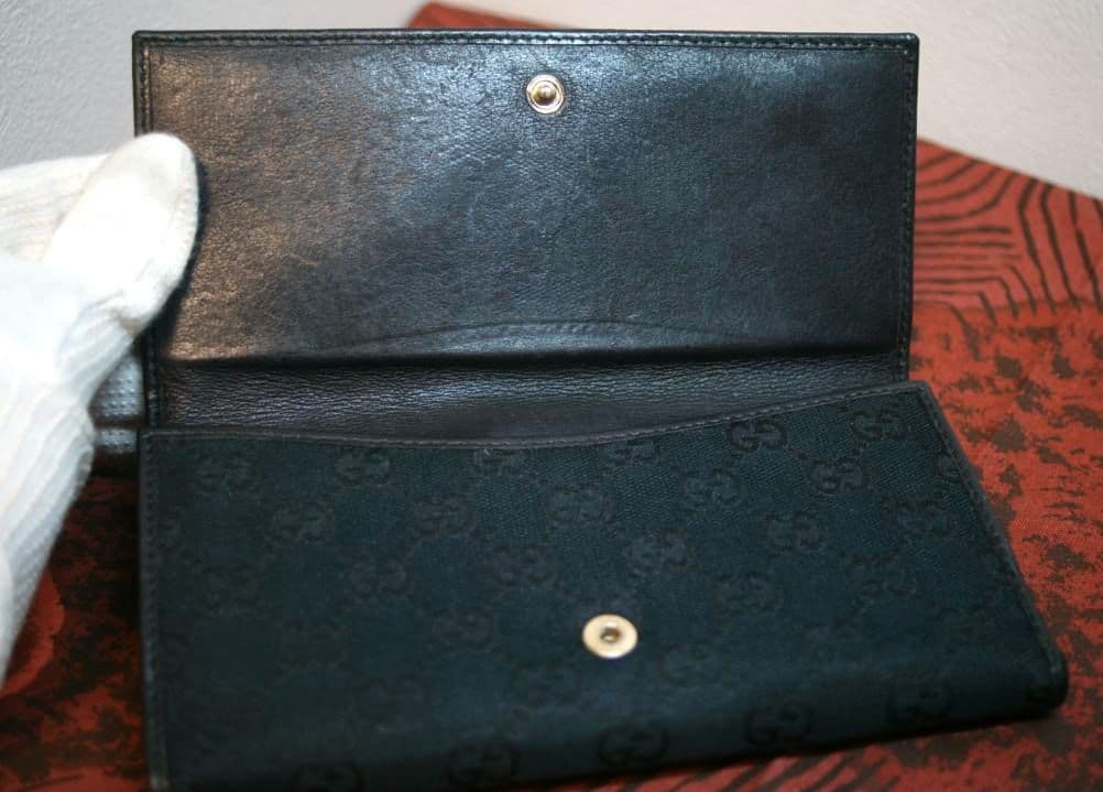 GUCCI グッチ GGキャンバス 二つ折り財布 ブラック インターロッキングG