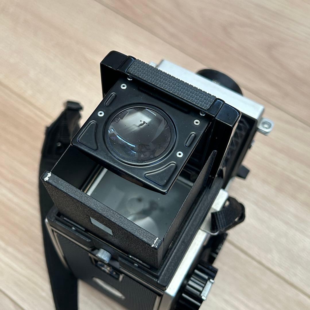 マミヤ　正方形　フィルムカメラ　レンズ付き