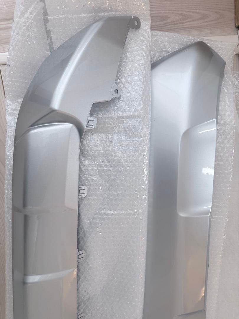 【新品】RAV4 アドベンチャー　スキッドプレート　新品外し