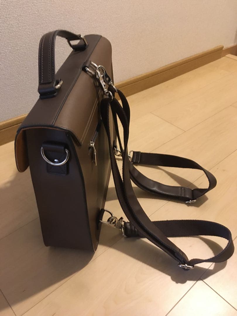 【美品】ほぼ未使用　英国風 3way サッチェルバッグ【本革/牛革】