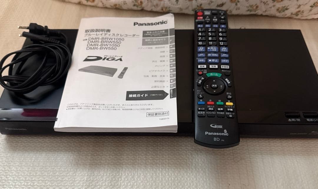 Panasonic DMR-BW550 Blu-rayレコーダー　２０１９年製