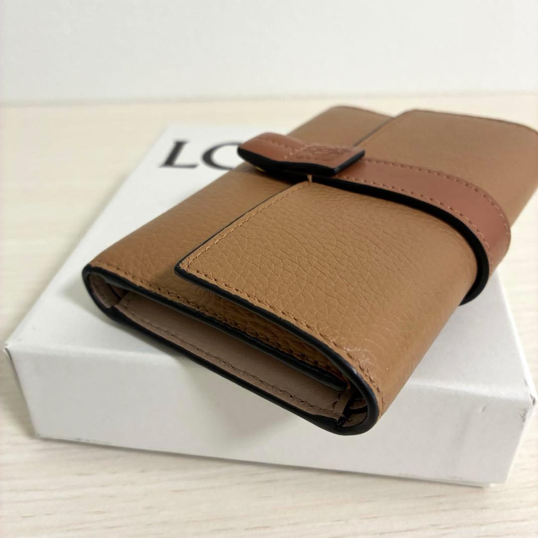 【muckn】LOEWE 三つ折り財布 ブラウン