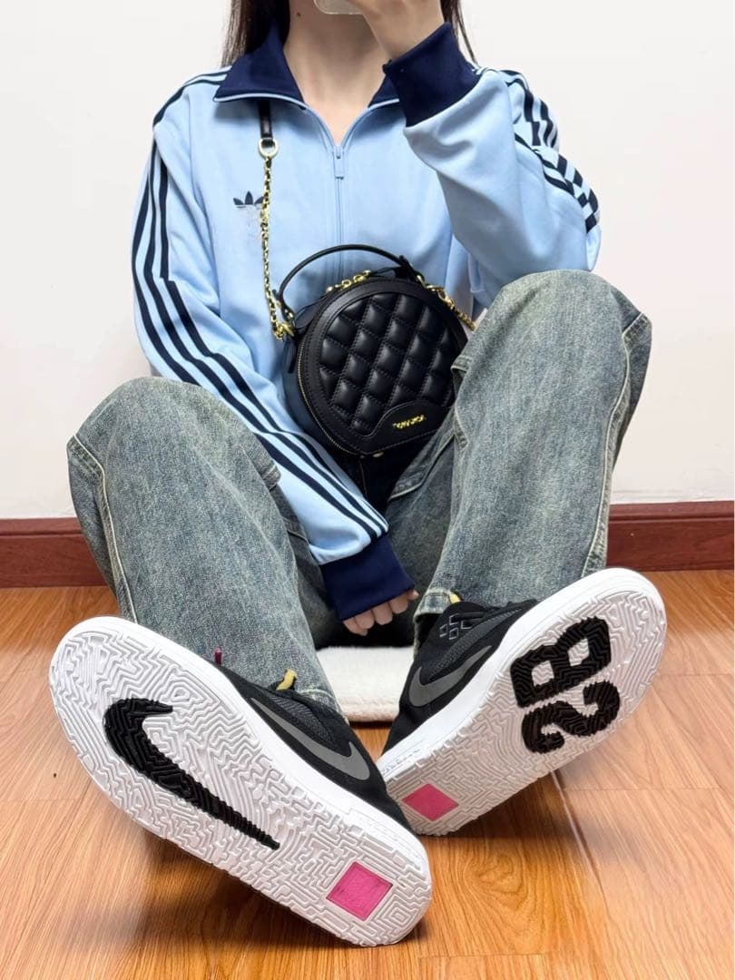 adidas originals トラックトップ