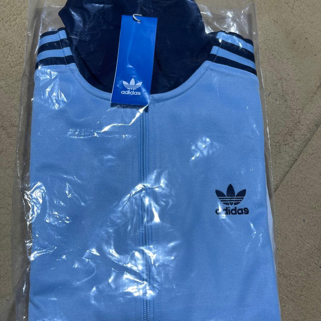 adidas originals トラックトップ